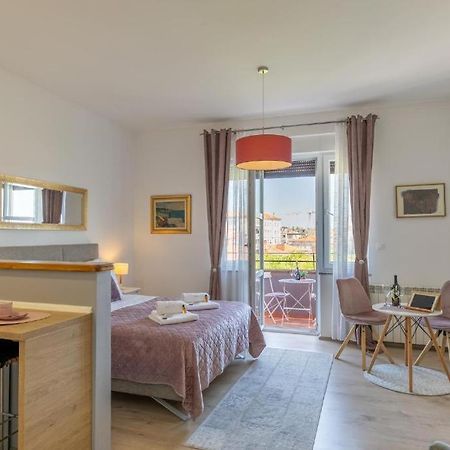 Polai Boutique Apartments With Free Parking Eksteriør bilde