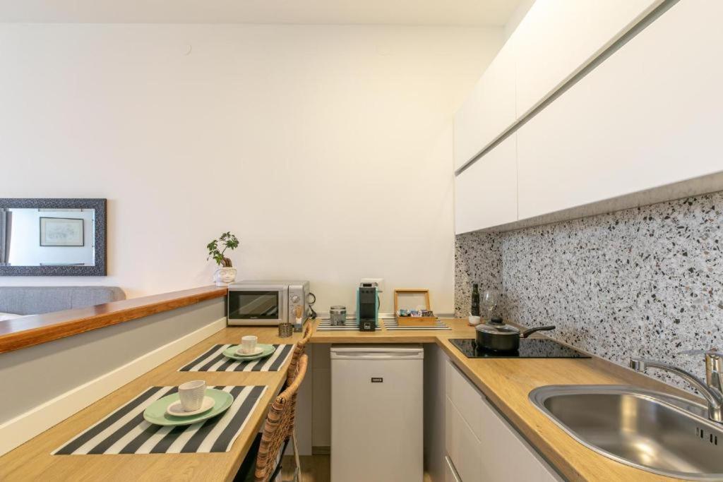 Polai Boutique Apartments With Free Parking Eksteriør bilde