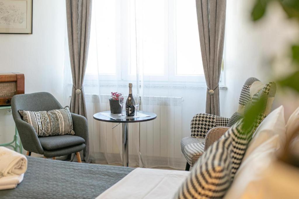 Polai Boutique Apartments With Free Parking Eksteriør bilde