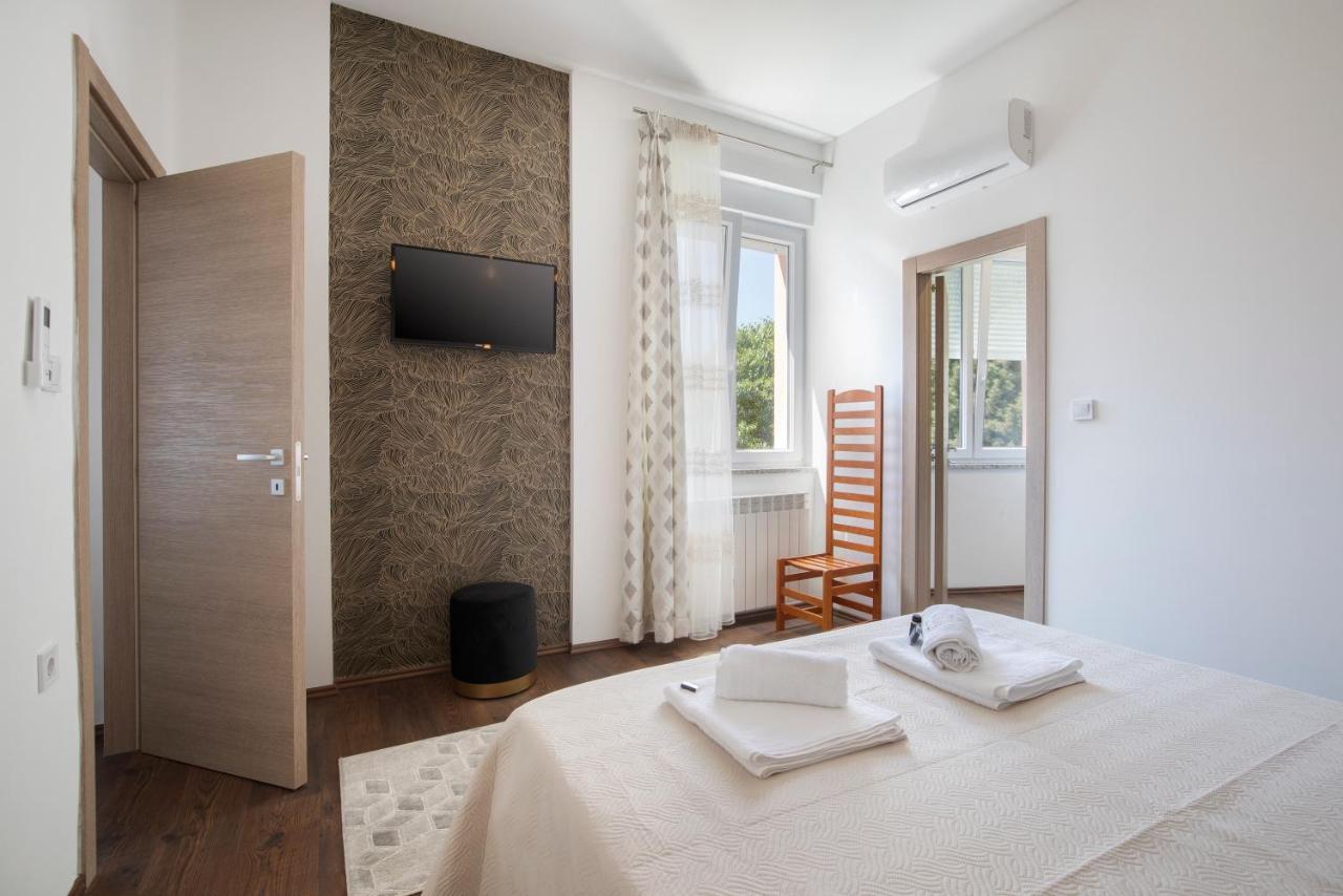 Polai Boutique Apartments With Free Parking Eksteriør bilde